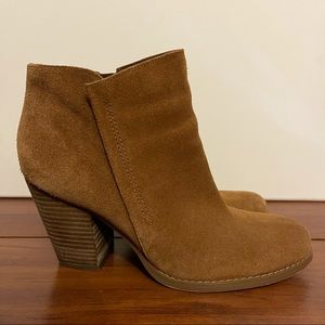 Guess Brown Suede Ankle Boots | 8.5
